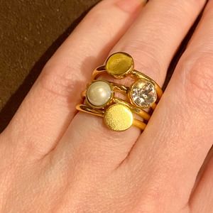 MARC JACOBS Stack Ring Set NWT Multiple pearl crystal antique gold medallion OS